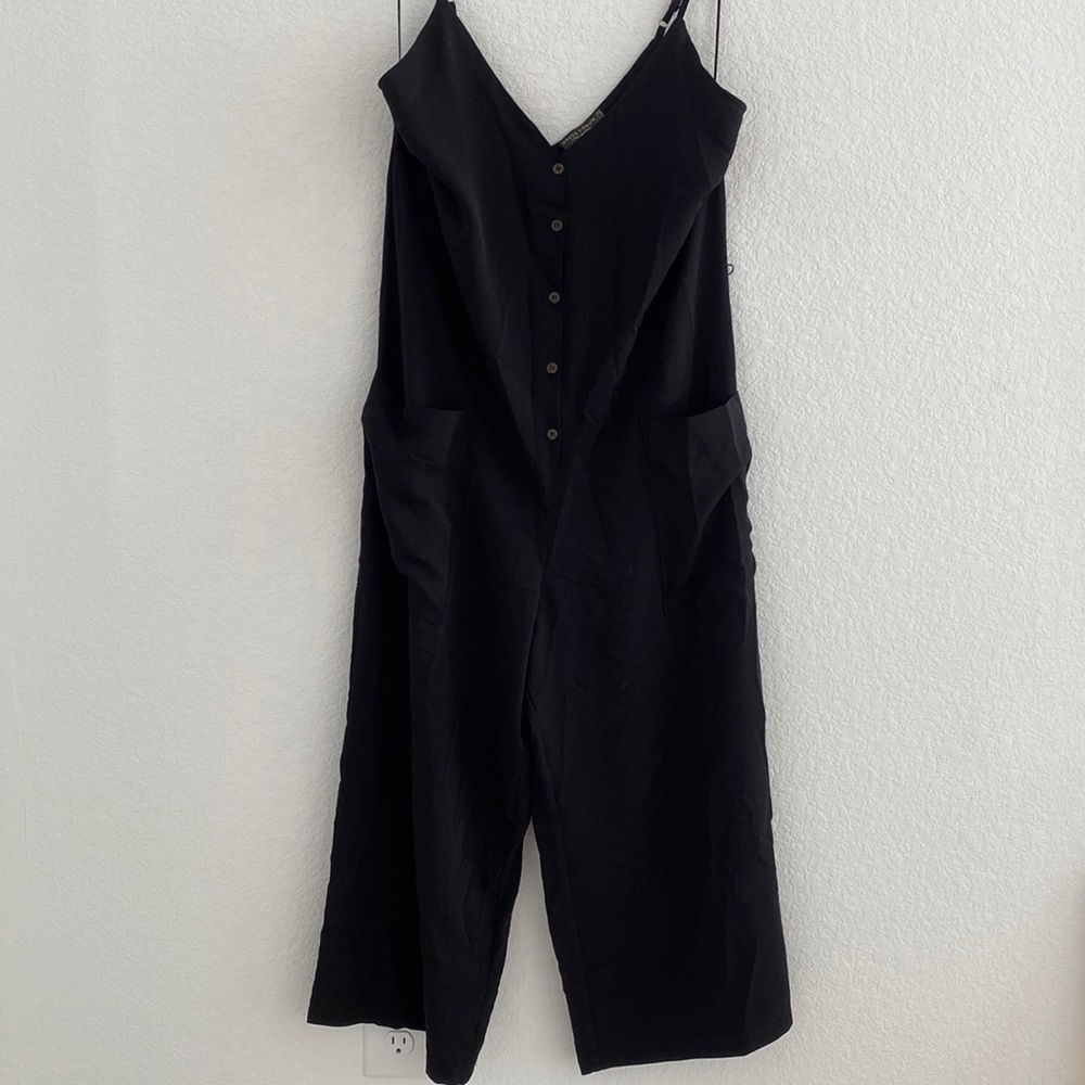 DRESS FORUM BLACK WIDE LEG JUMPSUIT